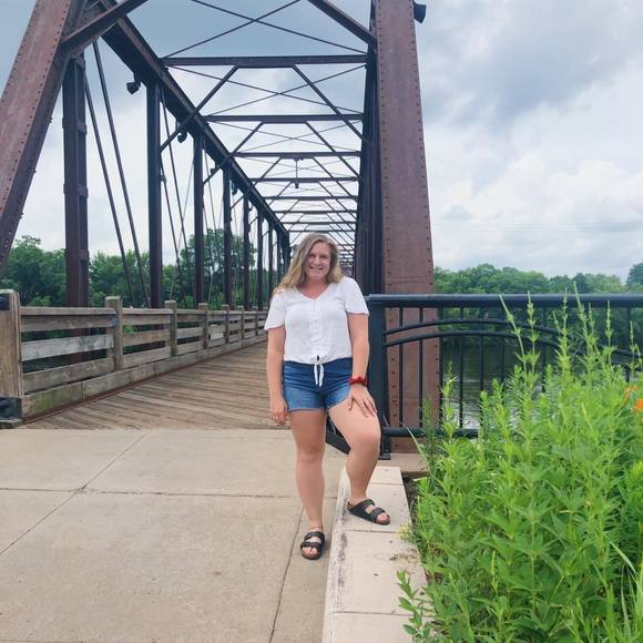 Meet the Posher Other - Meet your Posher, Michaela